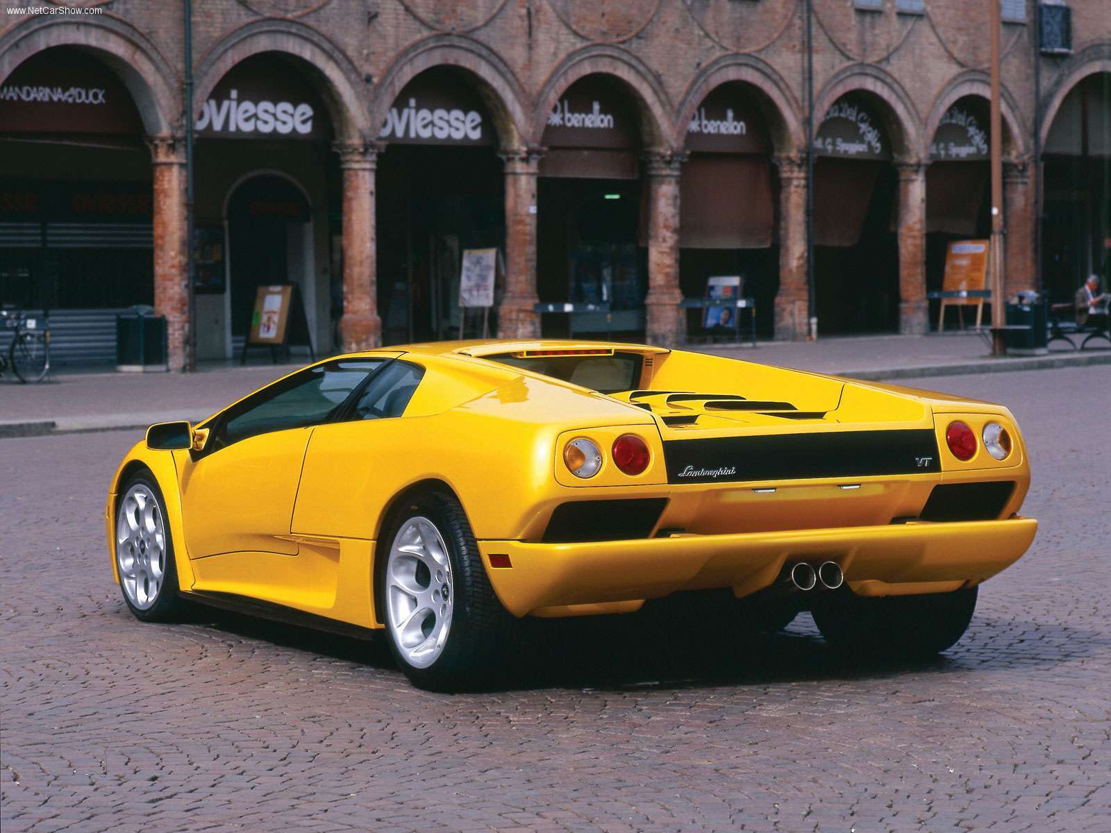 Lamborghini-Diablo_6_0_04.jpg